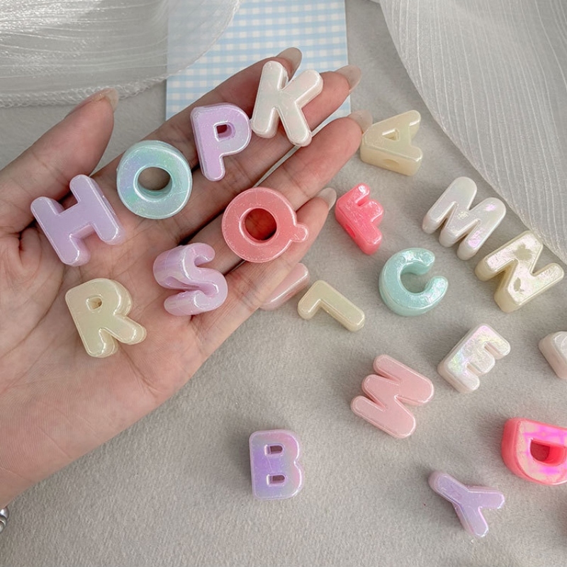 Jewelry Making Tutorial - Bonbonfarbene 20mm Schillernde Acryl-Buchstabenperlen DIY-Set Alphabetperlen